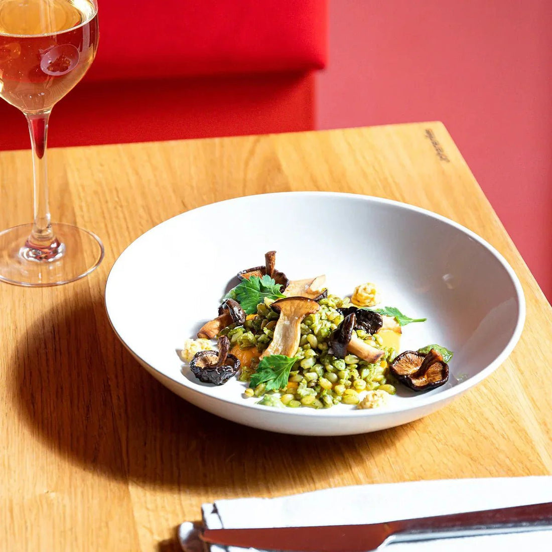 Freekeh mit Kürbis und zweierlei Pilzen: Ein Genuss von Sophia Hoffmann - Conflictfood