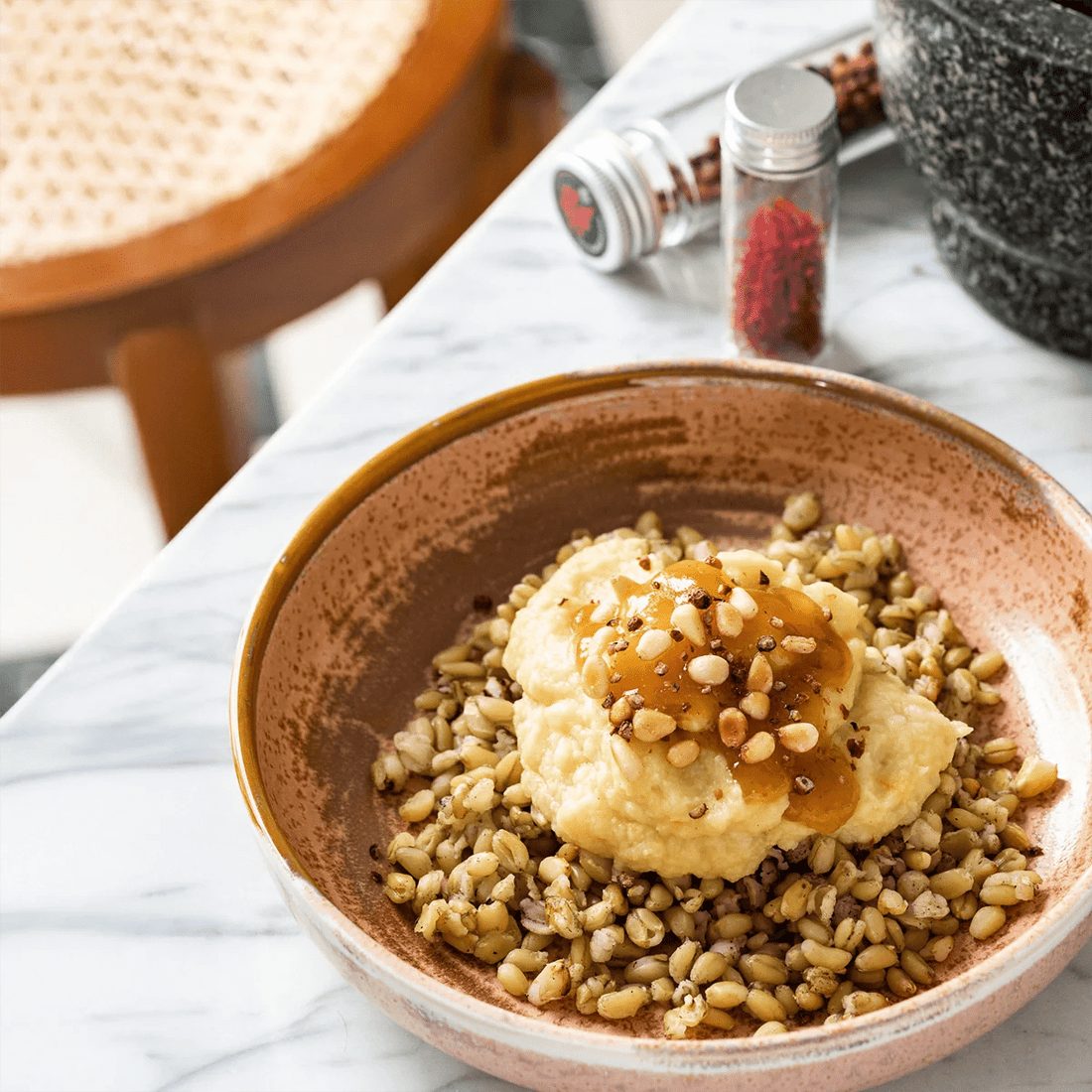 IM OFEN GERÖSTETER UND HERBSTLICHER BLUMENKOHL MIT SAFRAN - Conflictfood