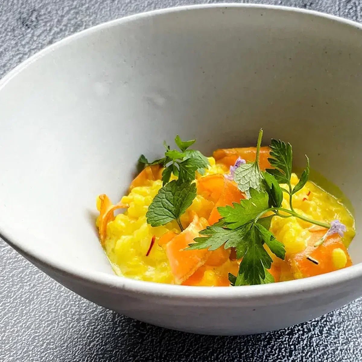 Mmmh – Nobelhart & Schmutzig kreiert ein Safranrisotto für uns! - Conflictfood